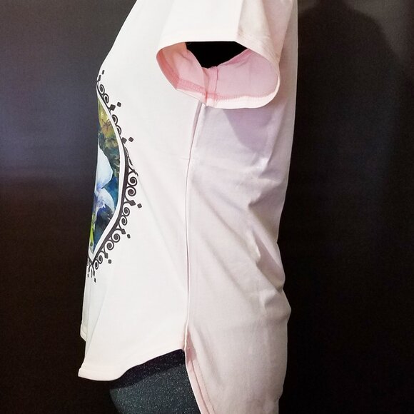 Junior Women’s Lt.Pink Euntique High-Low Scoop Neck Graphic T-Shirt Loungewear - Picture 3 of 3